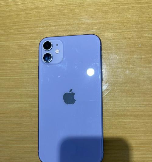 iPhone12（苹果最新款手机是否值得买）